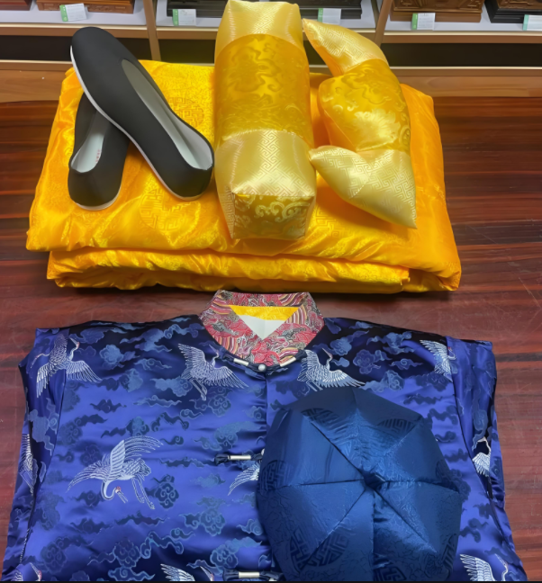 长安区花圈寿衣出售电话